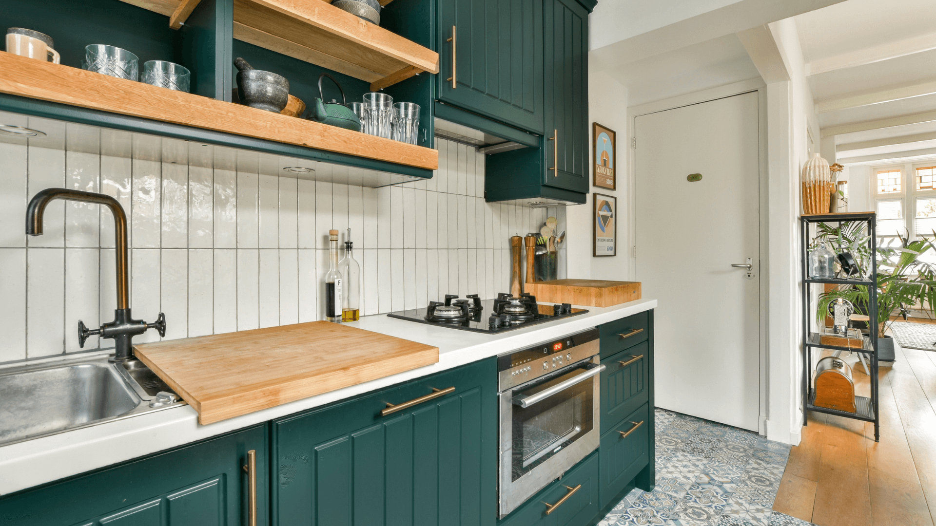 10 Must-Know Vastu Tips For Kitchen (Pradhan Packers & Movers)